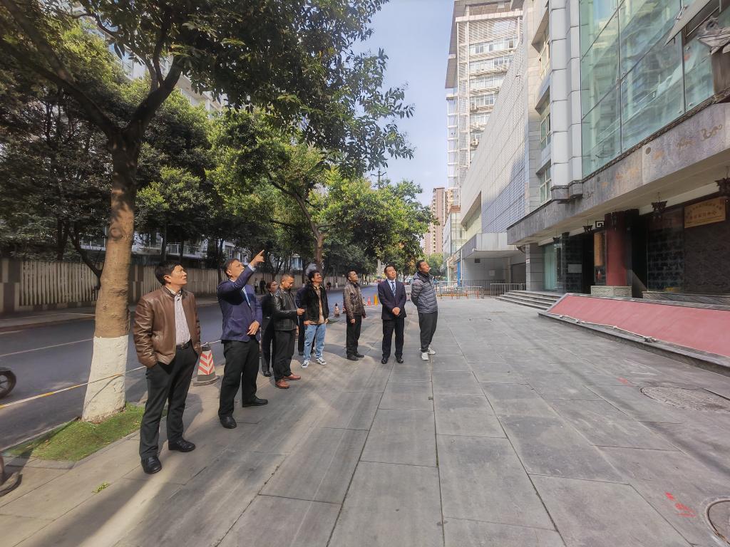 学校党委书记余治平督导检查全国文明典范城市创建工作