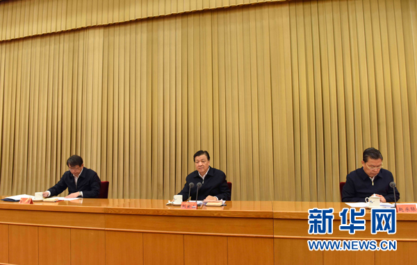 5月6日,中共中央政治局常委、中央书记处书记刘云山在北京出席学习贯彻《关于深化人才发展体制机制改革的意见》座谈会并讲话。新华社记者 饶爱民 摄