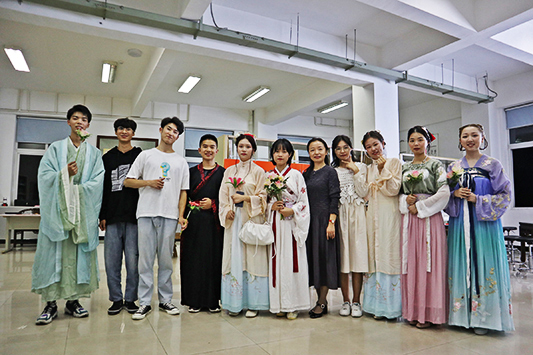 2020109105157.jpg
